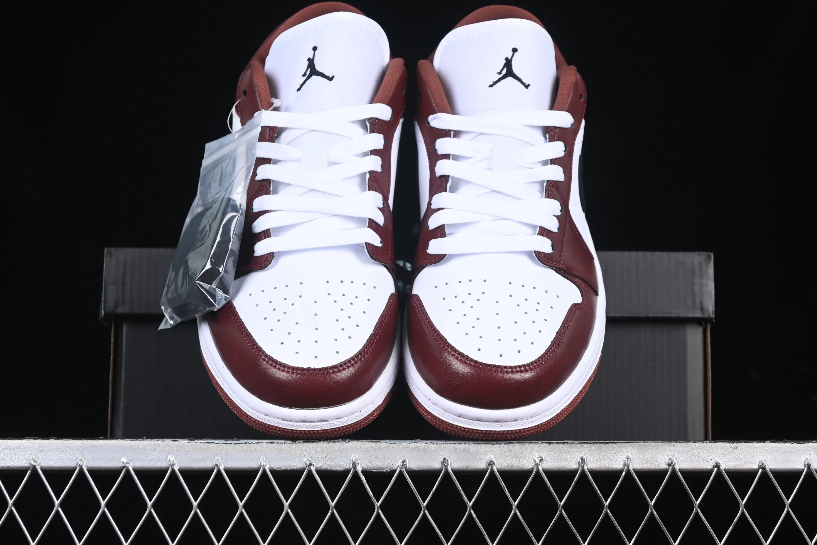 All categories Air Jordan Jordan series basketball shoes Air Jordan 1 Low Air Jordan 1 Low AJ1 Joe 1 white wine red low-top cultural casual sneakers HF3148-102